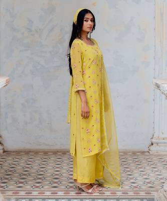 Moss Green Georgette Floral Embroidered Straight Kurta Set 2