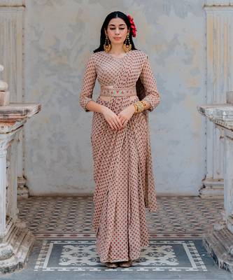 Warm Grey Georgette Draped Saree With Belt Set 1
