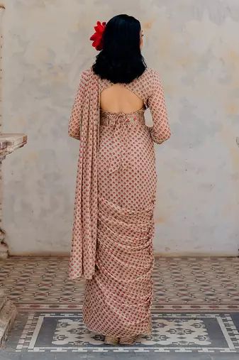 Warm Grey Georgette Draped Saree With Belt Set