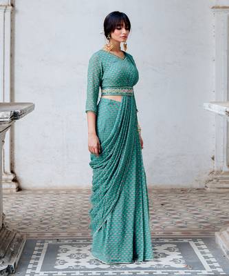 Sea Green Georgette Draped Saree With Belt Set 3