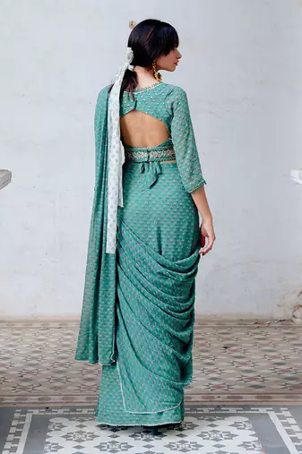 Sea Green Georgette Draped Saree With Belt Set