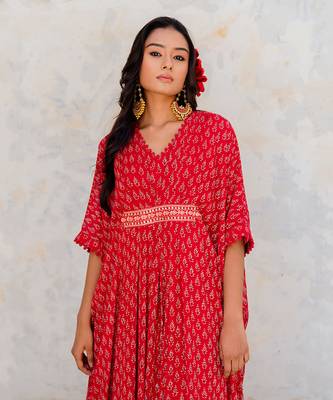 Cherry Red Georgette Floral Booti Kaftan 4