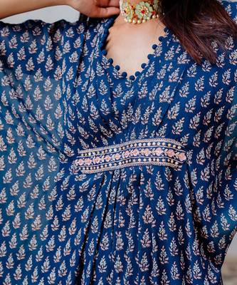 Indigo Georgette Floral Booti Kaftan 6