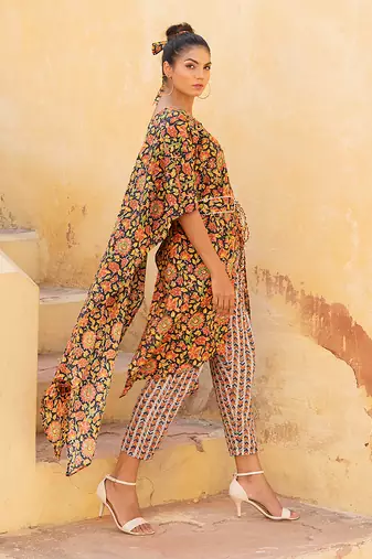 Evening Blue Kaftan Kurta With Geormtery Pant