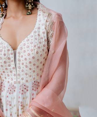 Ivory Georgette Embroidered Anarkali Set 5