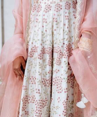 Ivory Georgette Embroidered Anarkali Set 6
