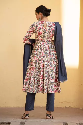 Ivory Floral Print Anarkali Suit Set Paired With Blue Pansy Dupatta