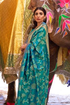 Teal Green Soft Silk Saree In Handloom Weaving With Sequins 3