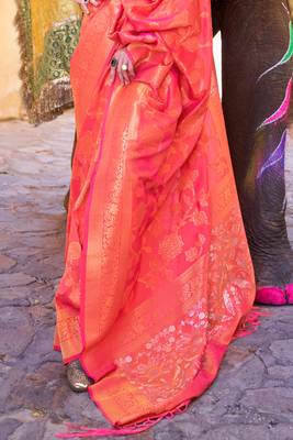 Peach Color Banarasi silk blend Saree With Zari Weaving Work 4