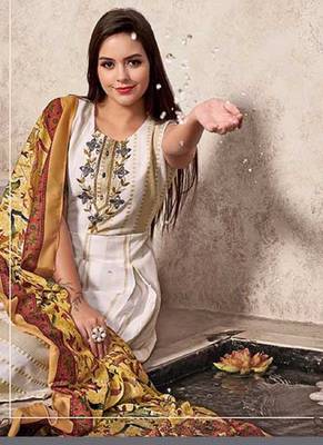 White Colour Cotton Kurti With Digital Print And Mirror Work For Fancy Looks 2