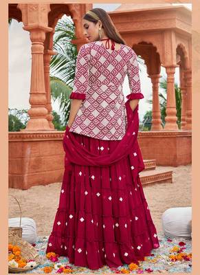 White Colour Traditional Kurti And Skirt Dress In Georgette 2