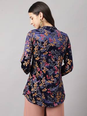 Blue printed velvet tunics 4