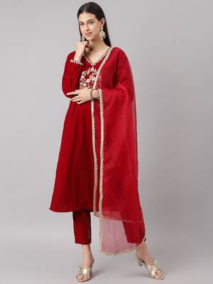 Maroon zardosi velvet salwar 1