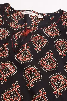 Black thread embroidery cotton salwar