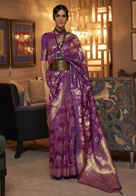 magenta woven silk blend saree with blouse 1