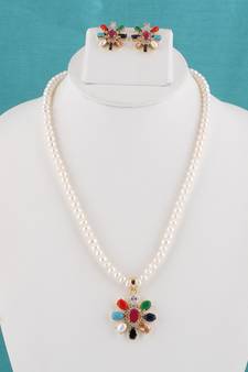 Real Natural Hyderabadi pearls Set With Certificate