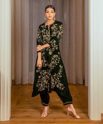 Silk Velvet A-Line Kurta Set 1