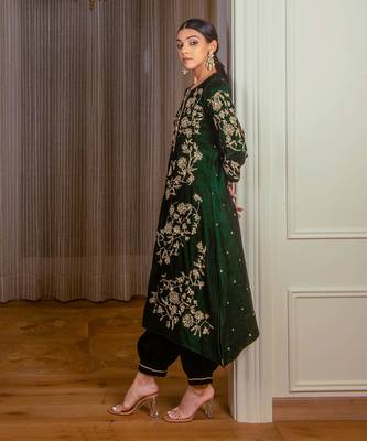 Silk Velvet A-Line Kurta Set 5