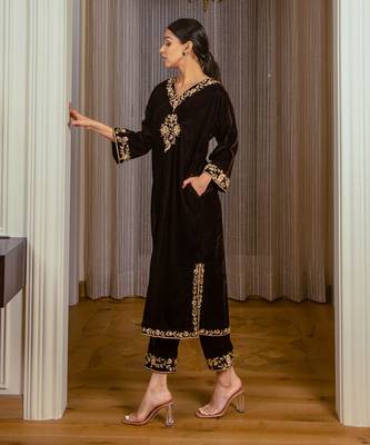 Silk Velvet Embroidered Kurta Set 3