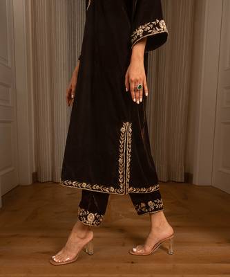 Silk Velvet Embroidered Kurta Set 7