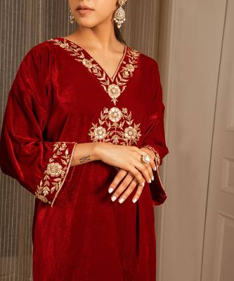 Silk Velvet Embroidered Kurta Set 8
