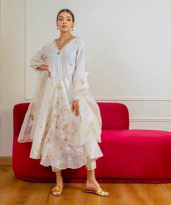 Ecru Chanderi Panel Suit 2