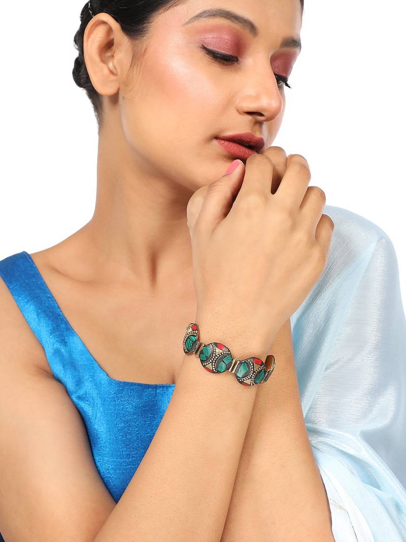 Statement Gold plated Round Shaped Multicolor Chips Studded Lobster Lock Bracelet for Girls and Women