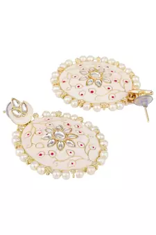 Traditonal Gold Plated Enameled White Colored Oval Shaped Pearl Layeed Choker Set with Earrings and Maangtikka Set