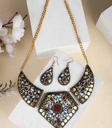 Statement Gold Plated Multicolored Chips Studded Abstract Design Necklace Set with Earring for Women and Girls.