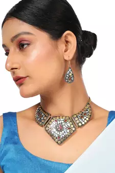 Statement Gold Plated Multicolored Chips Studded Abstract Design Necklace Set with Earring for Women and Girls.