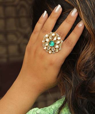 Green Kundan Flower Ring 1