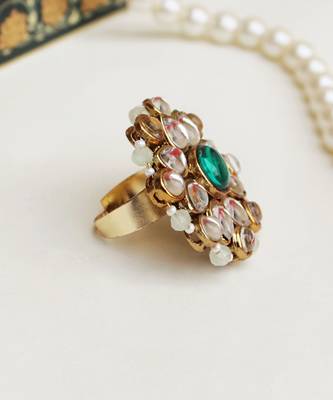 Green Kundan Flower Ring 4