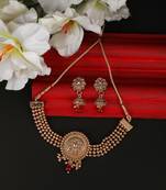 Ethnic Gold Plated Floral Intricate Design with Stone and Pearl Studded Choker Set with Earring for Girls and Women.