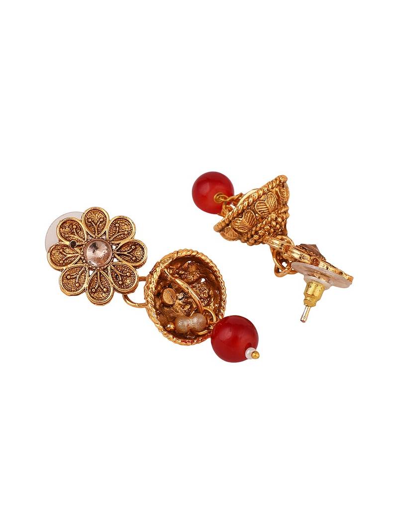 Ethnic Gold Plated Floral Intricate Design with Stone and Pearl Studded Choker Set with Earring for Girls and Women.