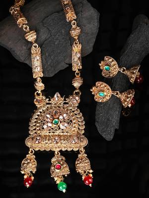 Traditional Gold Plated Intricate Design Long Necklace Set with Stone and Pearl Studded Necklace Set for Girls and Women 1