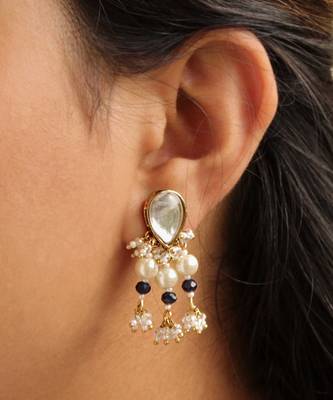 Pearl & Dangling Kundan Necklace Set 3