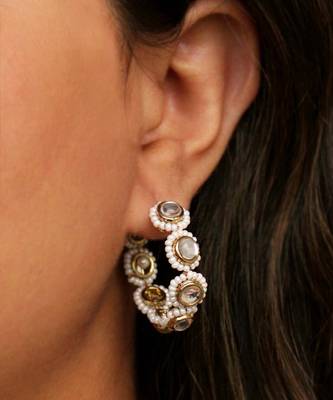 Mounted Kundan & Pearl Hoops 1