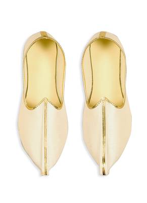 Classy White Raw Silk Mens Mojaris 1