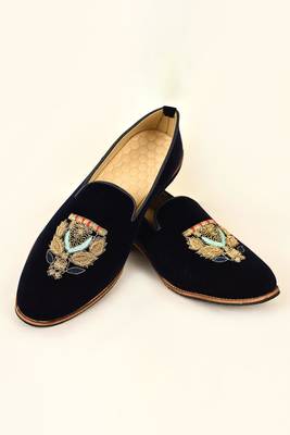 Blue Embroidered Mojaris 2