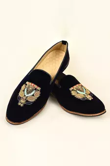 Blue Embroidered Mojaris