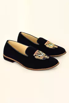 Blue Embroidered Mojaris