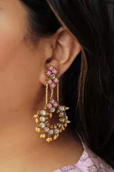 Dramatic Kundan Chandbali