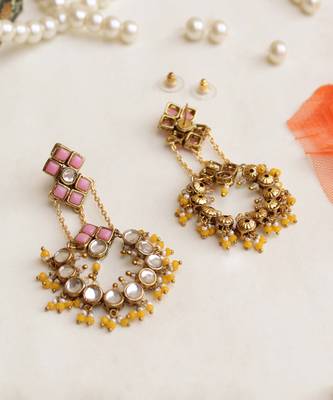 Dramatic Kundan Chandbali 5