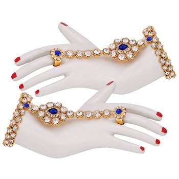 Traditional Kundan Ethnic Bridal Jewellery Set for Women  5