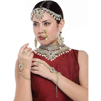 Traditional Kundan Ethnic Bridal Jewellery Set for Women  2