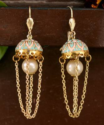 Moon under the Jhumki Earrings 2