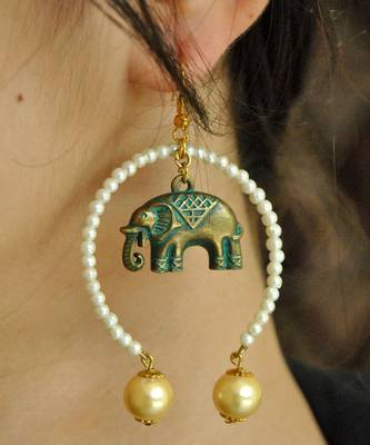 Mastana Haathi Earrings 1