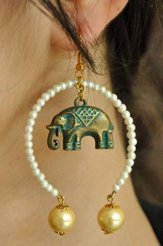 Mastana Haathi Earrings