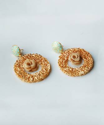 Rose Showstopper Earrings 4