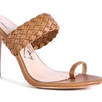 Woven Strap Toe Ring Sandals in Tan 4
